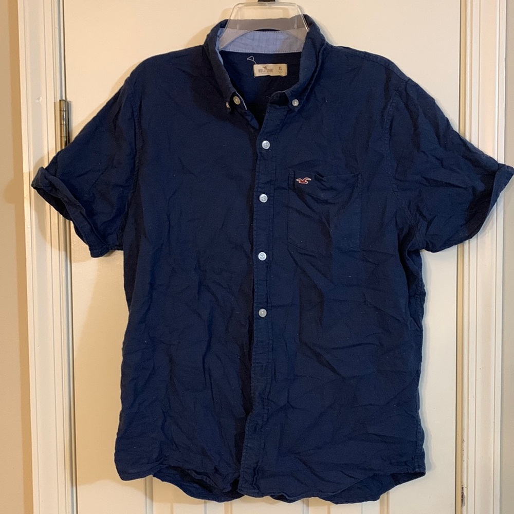 Hollister Short Sleeve Button Down Shirt XL